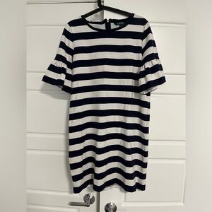 Navy & White Lauren by Ralph Lauren T-Shirt dress. Ruffle sleeves, Size Large